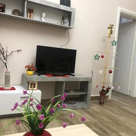 Ani Apartament Durrës